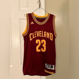 Worn Once- Adidas Men’s Cleveland Cavs LeBron Jersey